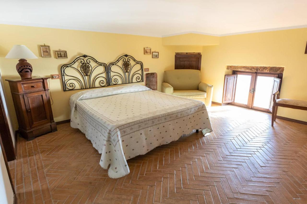 Il Castello Di San Sergio Centola